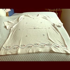 Short sleeve pullover top